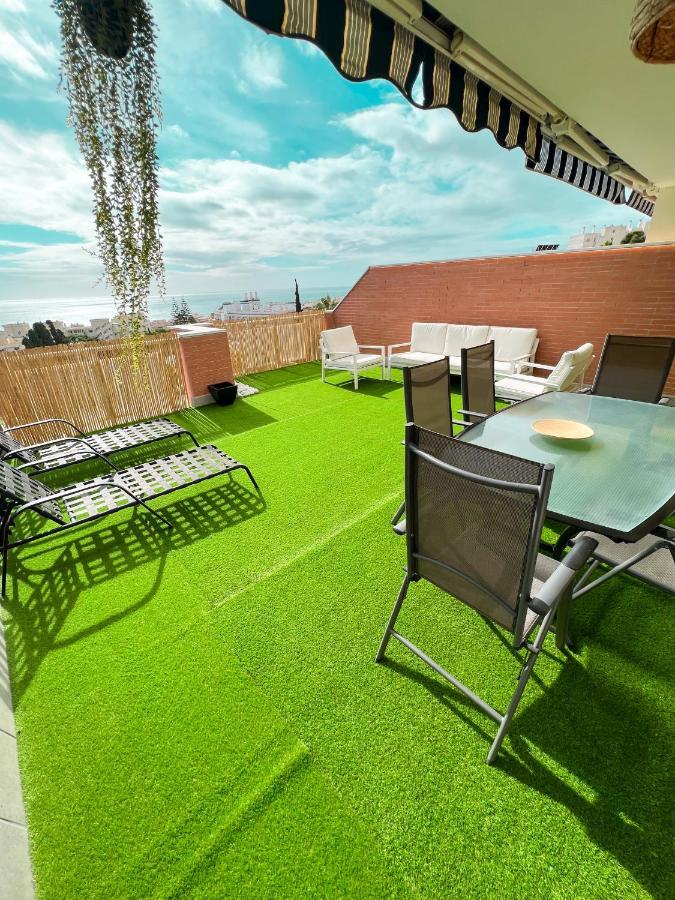 Cozy Apartment With Large Terrace 托雷莫利诺斯 外观 照片