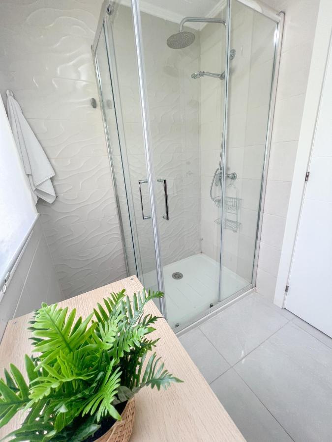 Cozy Apartment With Large Terrace 托雷莫利诺斯 外观 照片