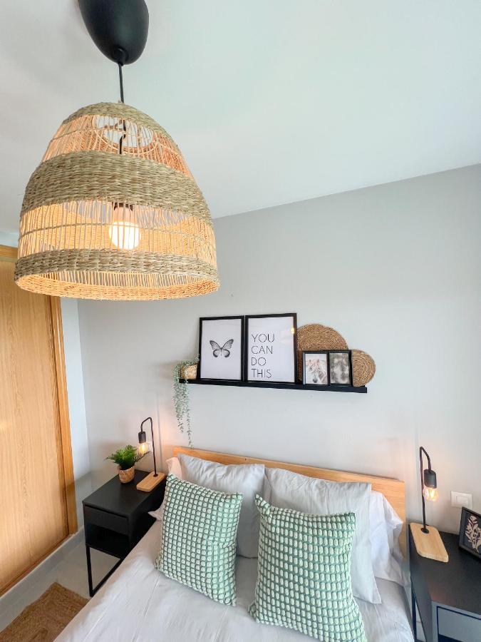 Cozy Apartment With Large Terrace 托雷莫利诺斯 外观 照片