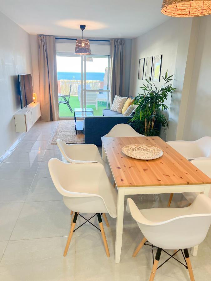 Cozy Apartment With Large Terrace 托雷莫利诺斯 外观 照片