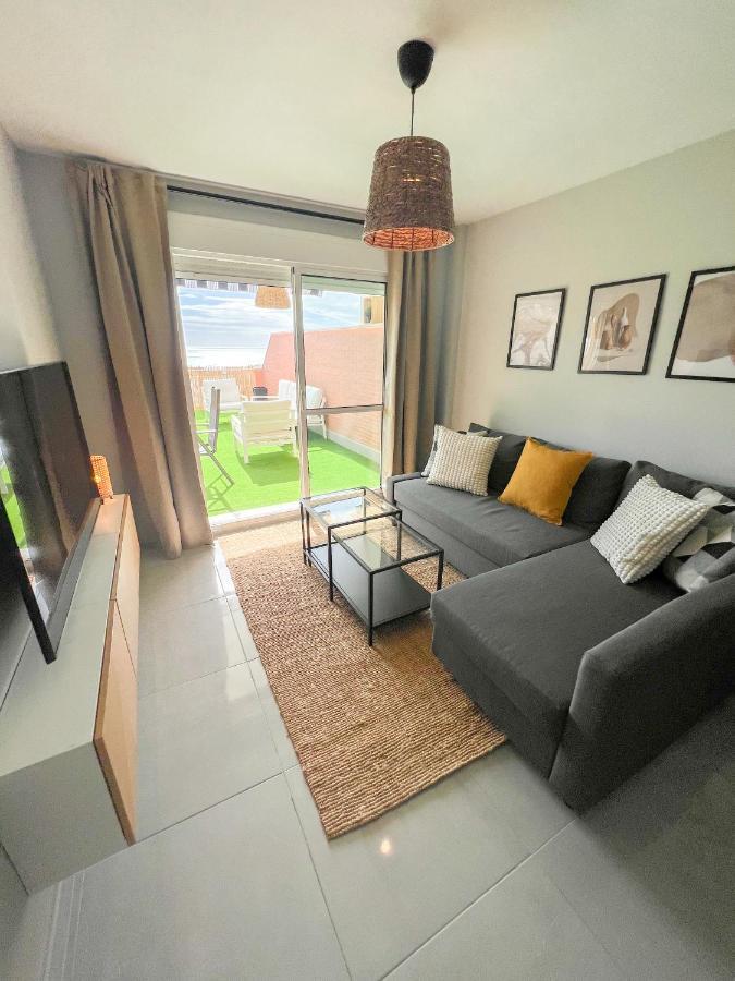 Cozy Apartment With Large Terrace 托雷莫利诺斯 外观 照片