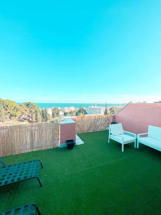 Cozy Apartment With Large Terrace 托雷莫利诺斯 外观 照片